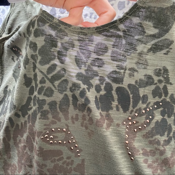 STYLE BENETTON LEOPARD PRINT TANK TOP - Picture 5 of 7